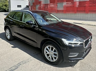 Volvo XC60, 2018г, полный привод, автомат