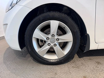 Hyundai Elantra, 2013г, передний привод, механика