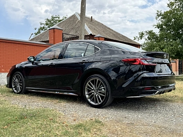 Toyota Camry, 2025г, передний привод, вариатор