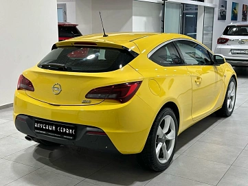 Opel , 2013г., передний привод, автомат