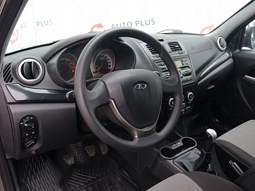 Lada (ВАЗ) , 2017г., передний привод, механика