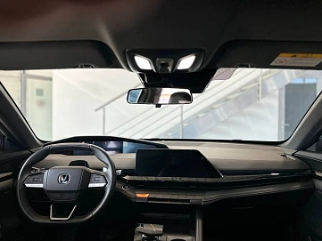 Changan UNI-V, 2023г, передний привод, робот