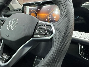 Volkswagen Tavendor, 2025г, полный привод, робот