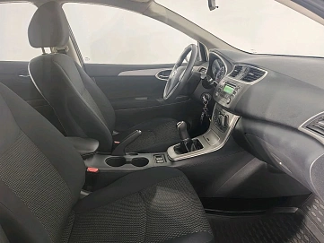 Nissan Tiida, 2015г., передний привод, механика