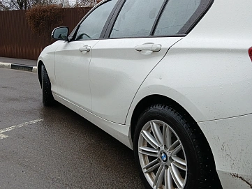 BMW 1 серии, 2013г., задний привод, автомат