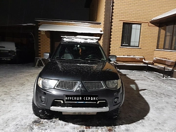 Mitsubishi L200, 2012г, полный привод, автомат