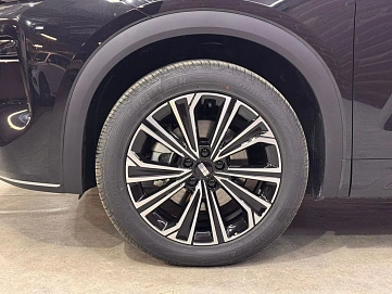 Geely Galaxy Starship 7, 2025г, передний привод, робот
