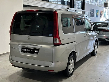Nissan Serena, 2007г, полный привод, вариатор