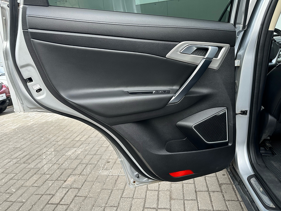 Geely Atlas, 2021г., передний привод, автомат