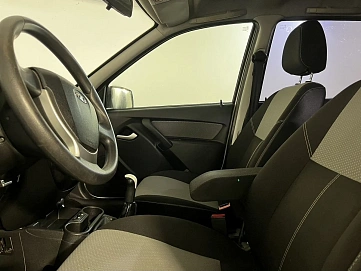 Lada (ВАЗ) , 2015г., передний привод, механика