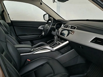 Geely Atlas, 2019г, передний привод, автомат