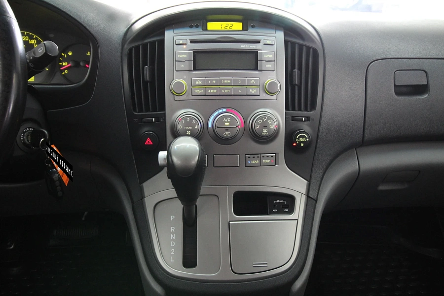 Hyundai , 2014г., задний привод, автомат