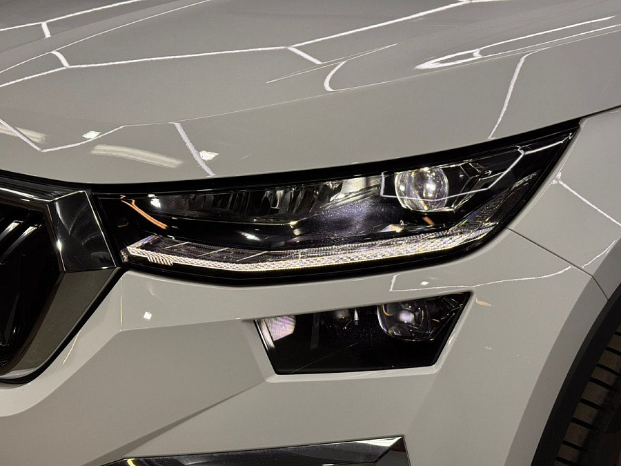Skoda Kodiaq, 2024г., полный привод, робот