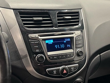 Hyundai Solaris, 2014г., передний привод, механика