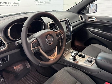 Jeep Grand Cherokee, 2013г, передний привод, автомат