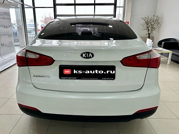 Kia Cerato, 2014г, передний привод, механика