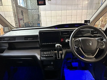 Honda Stepwgn, 2019г, передний привод, вариатор