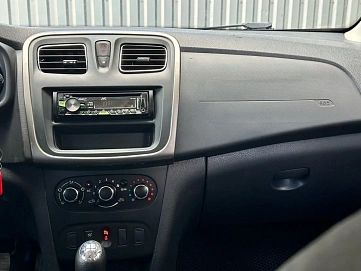 Renault Sandero, 2015г, передний привод, механика