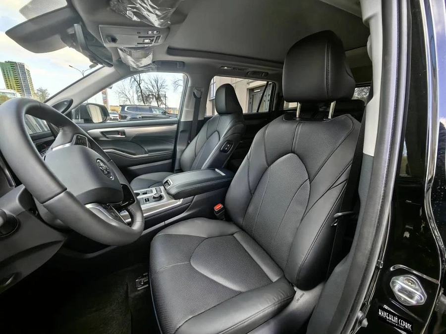 Toyota Highlander, 2025г., полный привод, автомат