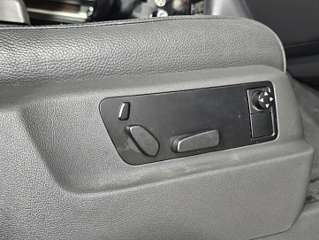 Volkswagen Touareg, 2008г, полный привод, автомат