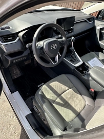 Toyota RAV4, 2025г, полный привод, вариатор