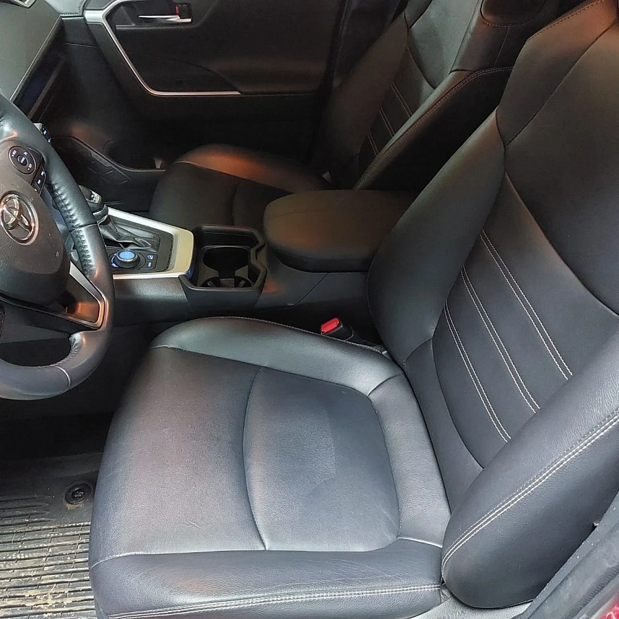 Toyota RAV4, 2021г., полный привод, автомат