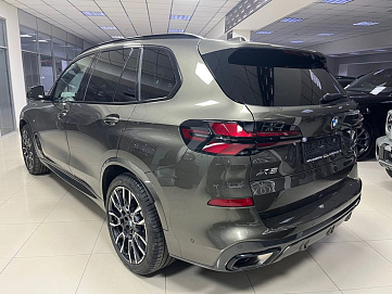 BMW X5, 2024г, полный привод, автомат