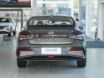 Hyundai Elantra, 2026г, передний привод, вариатор