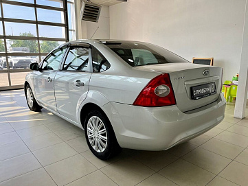Ford Focus, 2010г, передний привод, механика