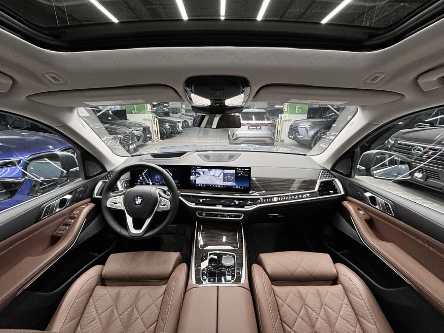 BMW X7, 2023г., полный привод, автомат