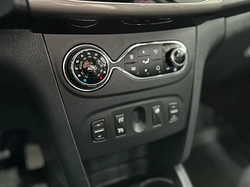 Renault Sandero, 2017г, передний привод, механика