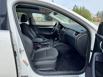 Skoda Octavia, 2019г, передний привод, робот