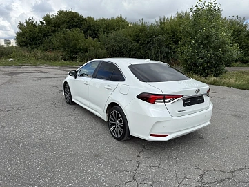 Toyota Corolla, 2021г, передний привод, вариатор