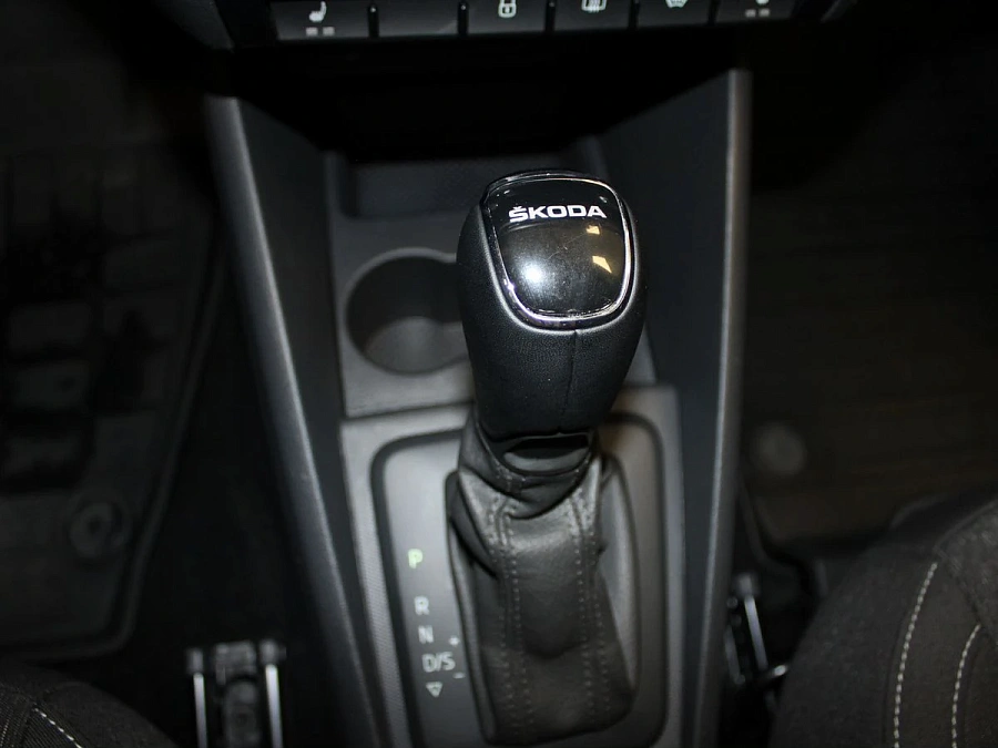 Skoda Rapid, 2021г., передний привод, автомат