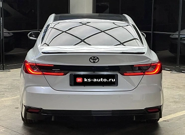 Toyota Camry, 2024г, передний привод, вариатор