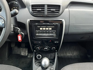 Nissan Terrano, 2019г., полный привод, механика