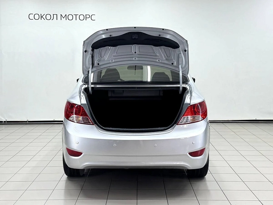 Hyundai Solaris, 2013г., передний привод, механика