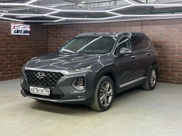 Hyundai Santa Fe, 2018г., полный привод, автомат