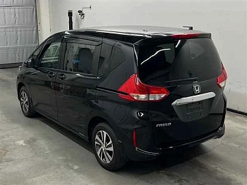 Honda Freed, 2021г, полный привод, вариатор