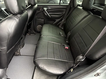 Toyota RAV4, 2004г, передний привод, автомат