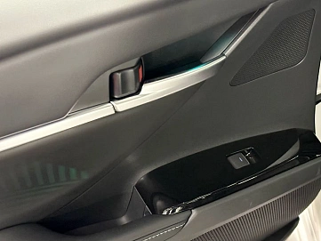 Toyota Camry, 2025г, передний привод, вариатор