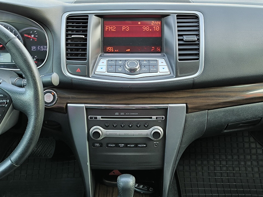 Nissan Teana, 2012г., передний привод, автомат