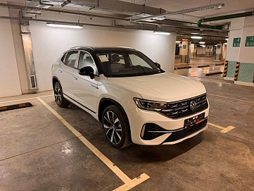 Volkswagen Tayron, 2024г, полный привод, робот