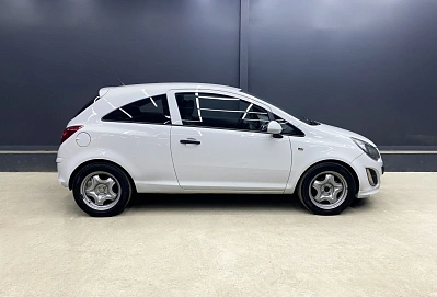 Opel Corsa, 2013г, передний привод, механика