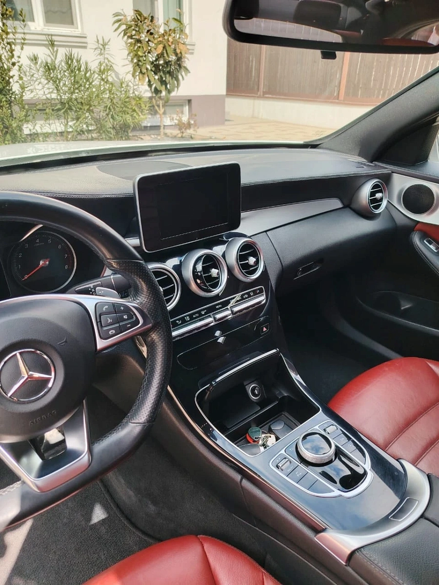 Mercedes-Benz C-Класс, 2014г., задний привод, автомат