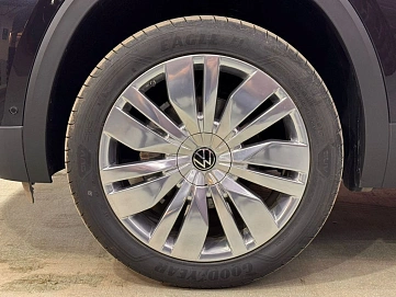 Volkswagen Teramont, 2024г, полный привод, робот