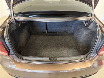 Volkswagen Polo, 2018г, передний привод, механика