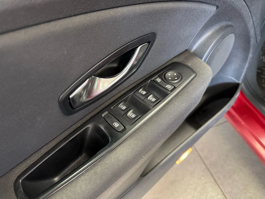 Renault Fluence, 2011г., передний привод, механика