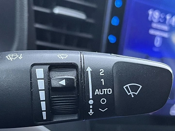 Hyundai Elantra, 2016г, передний привод, автомат