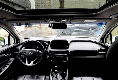 Hyundai Santa Fe, 2019г, полный привод, автомат